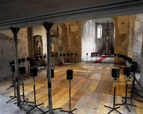 24-Cardiff_Motet_2001