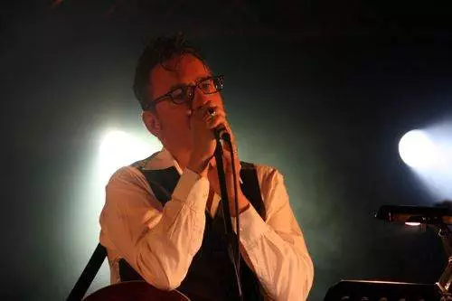 Richard Hawley image