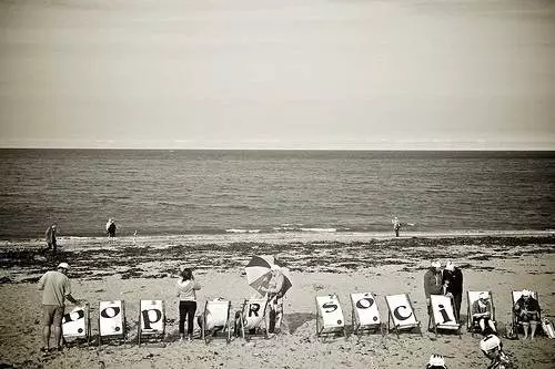 hope and social deckchairs