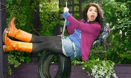 caitlin-moran-on-tyre-swi-007