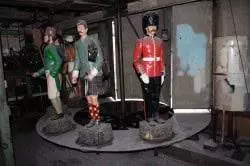 flash lit figures