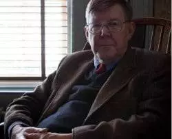Alan_Bennett_chair_slider