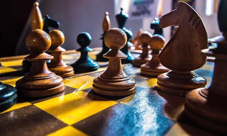 chess & wellbeing (Courtesy of PXHere.com)